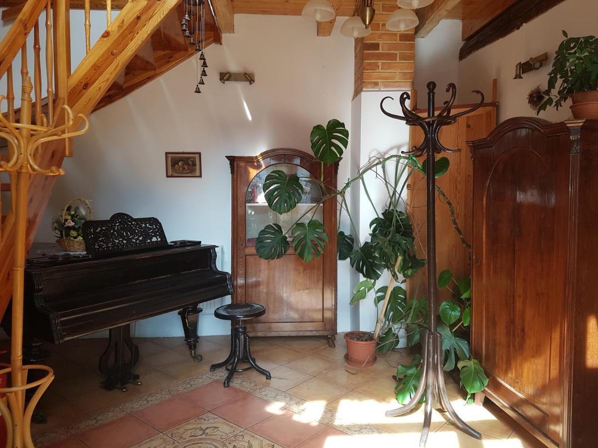 Hostinec Selsky Dvur Zbiroh Extérieur photo