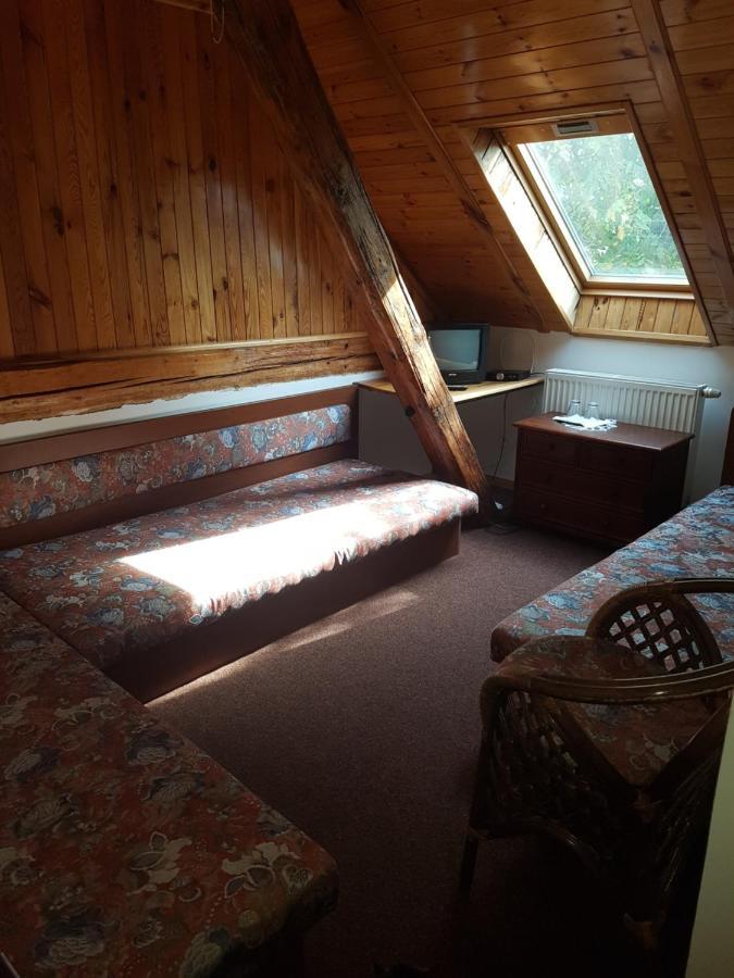 Hostinec Selsky Dvur Zbiroh Extérieur photo