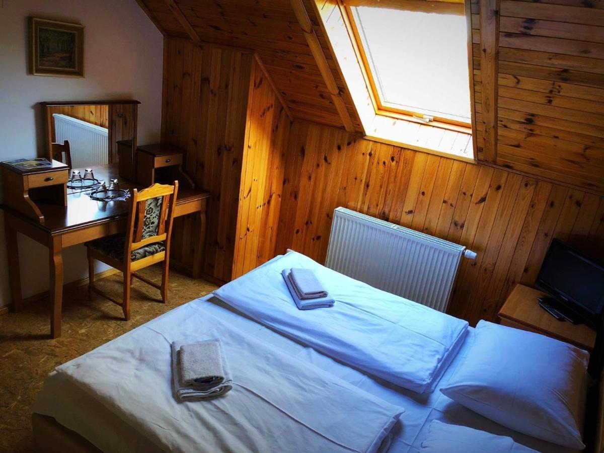 Hostinec Selsky Dvur Zbiroh Extérieur photo
